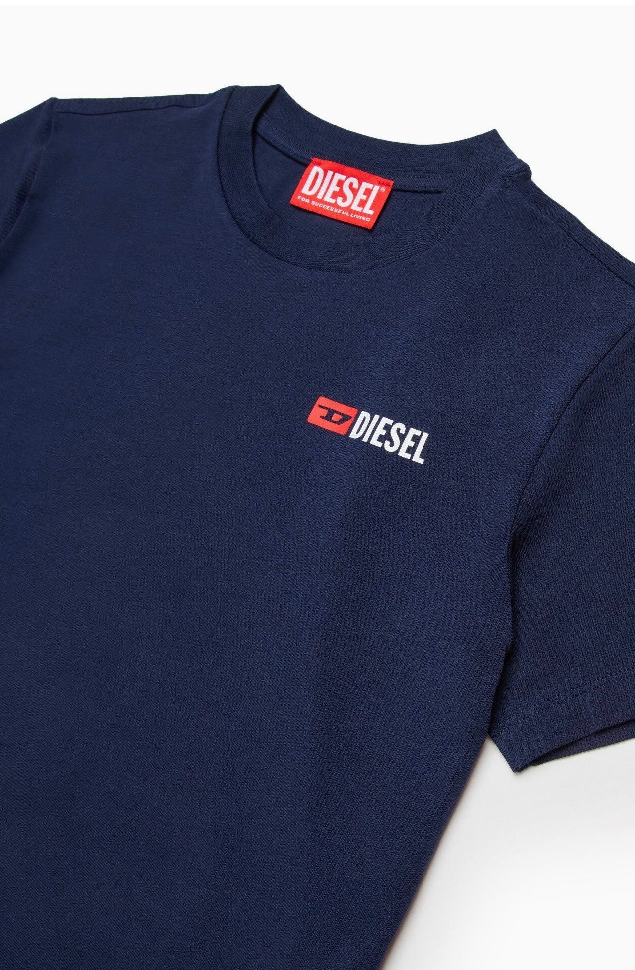 J02691 - ABBIGLIAMENTO - DIESEL