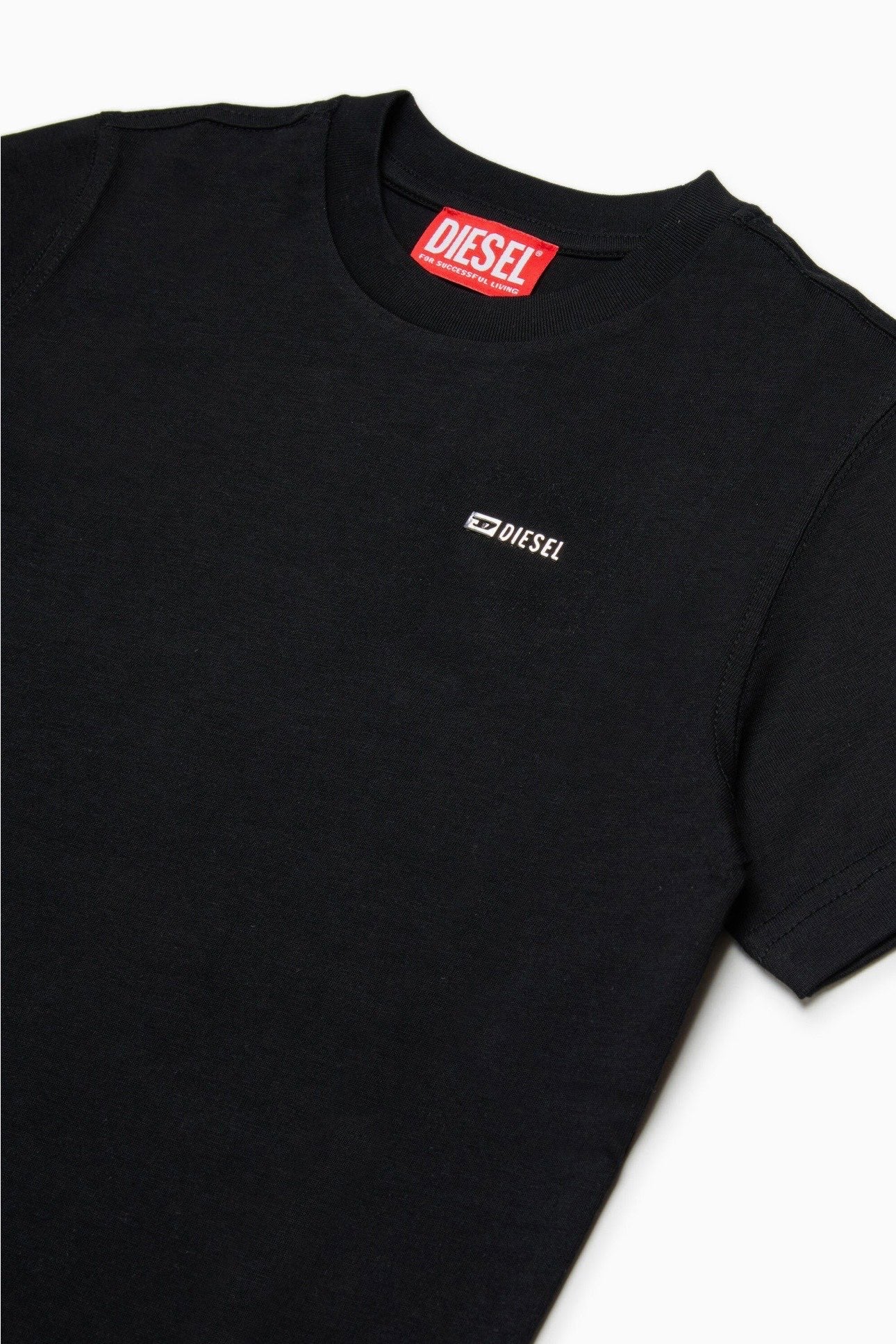 J02771 - ABBIGLIAMENTO - DIESEL